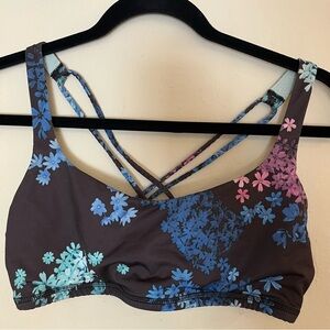 Lululemon Free to Be Bra